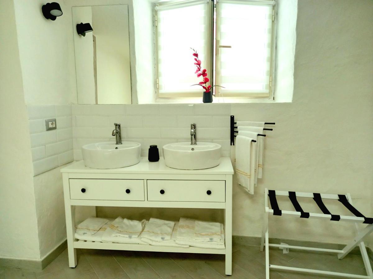 Ombrellorosso Apartment Cagliari Bagian luar foto