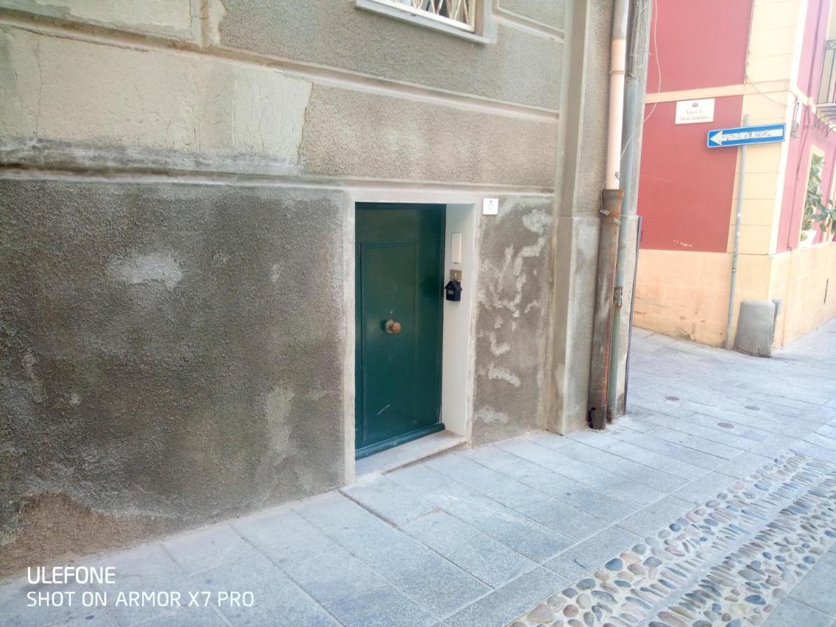 Ombrellorosso Apartment Cagliari Bagian luar foto